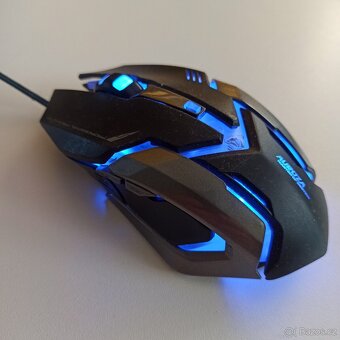 Podsvícená klávesnice a myš - 4