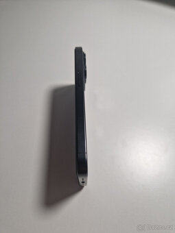 iPhone 15 Pro - 128GB - titanium black - 4