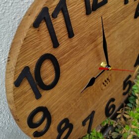 Ručně vyrobené nástěnné hodiny dubový masiv - 4
