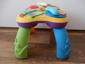 Dětský pejskův stoleček od Fisher Price - 4