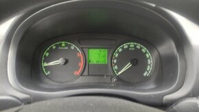 Škoda fabia 2 1,2 htp 44kw, nová STK ,klima - 4