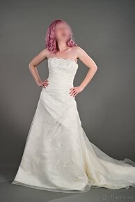 Laciné svatební šaty - 1000 Kč / kus, možno vyměnit za kolo - 4
