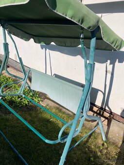 Zahradní houpačka k renovaci - 4