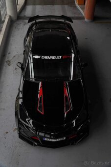 Chevrolet Camaro 6.2L V8 - 4