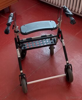 Zánovní chodítko INVACARE - 4