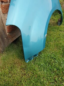 Levý blatník Suzuki Splash - 4