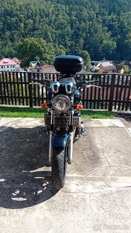 Suzuki GSX 1400 - 4