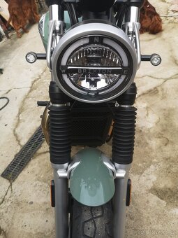 Brixton 1200 na díly. - 4