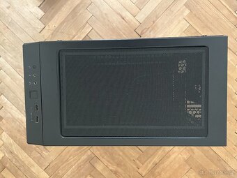 skříň Fractal Design Meshify C Dark Tempered Glass - 4