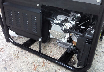 Elektrocentrála model: TYNGDURS TG8710V8 - 4