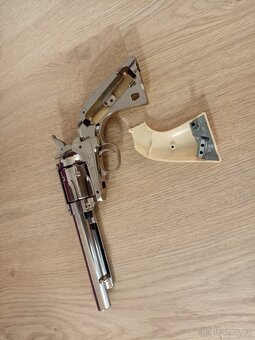 Vzduchový revolver Colt Single Action Army SAA .45 nikl - 4