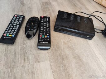 TV Samsung 40" - 4