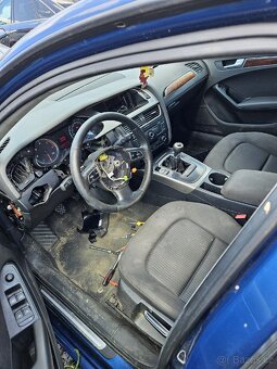 Audi a4 b8 na náhradní díly plně pojízdné - 4