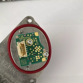 Měnič napětí modul světlometu MERCEDES GLA 247 222.090-02 - 4