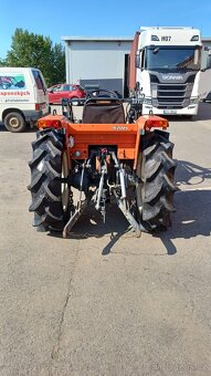 Malotraktor Kubota GL25 4x4 s čelním nakladačem - 4