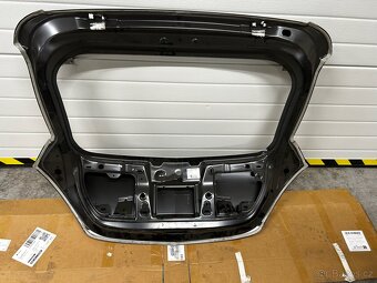 Opel corsa D kufrové dveře NOVÉ - 4