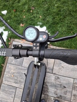 Elektrokoloběžka City Boss - 4