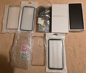 HONOR 200 Pro 5G 12 GB / 512 GB černý - 4