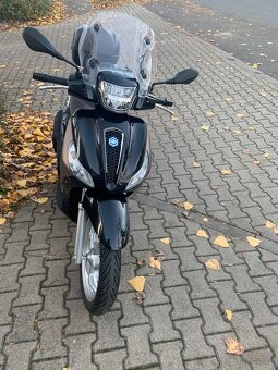 Piaggio Medley 125 - 4