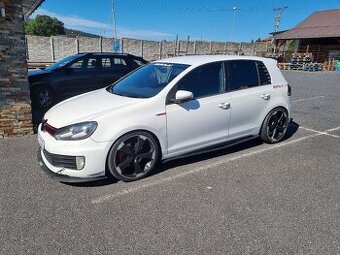 VW golf - 4