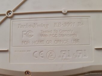 Historická klávesnice KME - 4