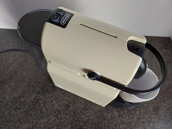 Vysokotlaký kávovar na kapsle - 4