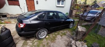 Prodám Hyundai elantra 2005 - 4