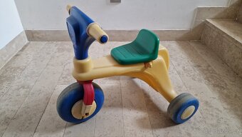 Odrážedlo Chicco tříkolka - 4