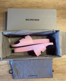 Nové pantofle Balenciaga - 4