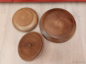 Dřevěný vyřezávaný talíř s dózou - 4