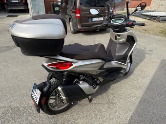 Piaggio Beverly 400 HPE + záruka, DPH - 4