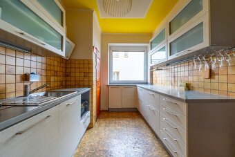 Rodinný dům (199 m²) se zahradou (692m²), Protivín - 4