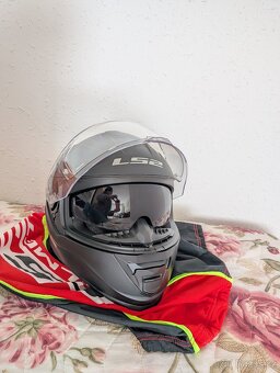 Integrální helma LS2 Storm - 4
