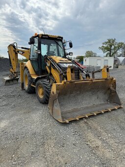 Traktorbagr Cat 428F - 4