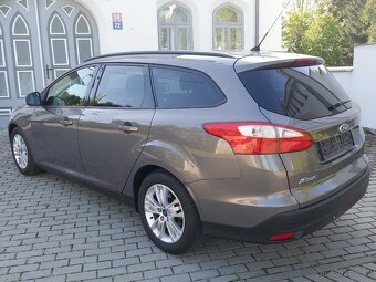 Ford Focus 1.6 Ti-VCT 92 kw, pouze 112.000 km - 4