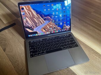 Apple Macbook Pro 13´ Touchbar - 4