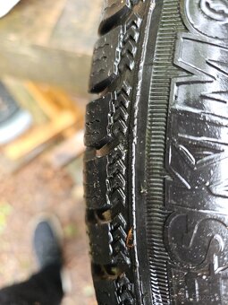 Zimní pneu s plechovými disky - 175/65 R14 82T - 4