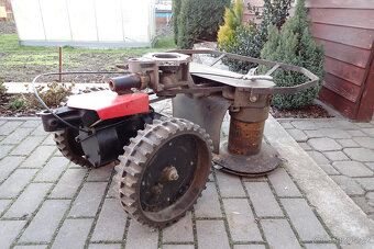 vari - dvoububnová sekačka Jikov BDR 700 + nové nože - 4