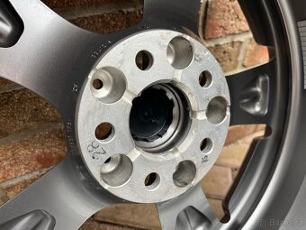BMW hliníkové ráfky 17” Star-spoke 832 light grey 7Jx17 - 4
