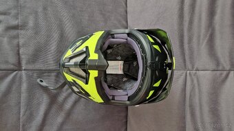 Helma HJC - 4
