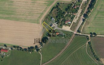 Stavební parcela 1.032 m2 v obci Vlastce - 4
