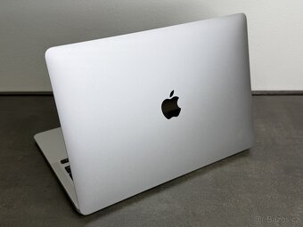 MacBook Air 13'' 2020 / M1 / 8GB / 256GB SSD / Silver - 4