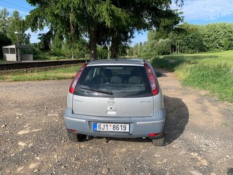 Opel corsa C 2006 - 4