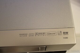 kvalitní LG COMBO DVD-VCR přehrávač/ rekorder V280, DVD,MP3, - 4