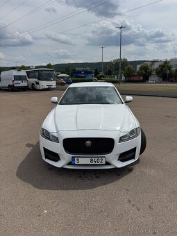 Jaguar XF R-Sport 3.0D V6 / Zárkuka - 4