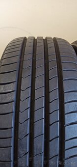 KUMHO Ecsta HS51 , 215/45 R16 7mm - 4