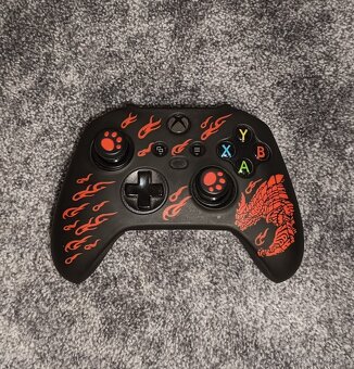 Xbox One Gamepad - 4