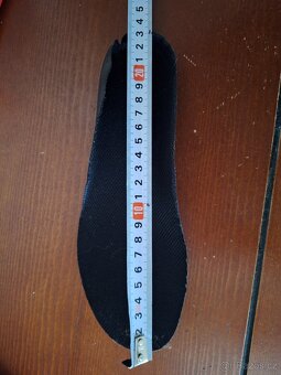 Dĕtské b. lyže 141cm + boty v.36 + hůlky - 4