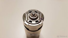 Motorek parkovací brzdy do BMW X5 E70 a X6 E71 a E72 - 4