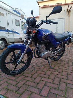 YAMAHA YBR 125 - 4